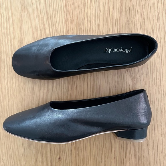 Jeffery Campbell Trustee Flat - Picture 2 of 6